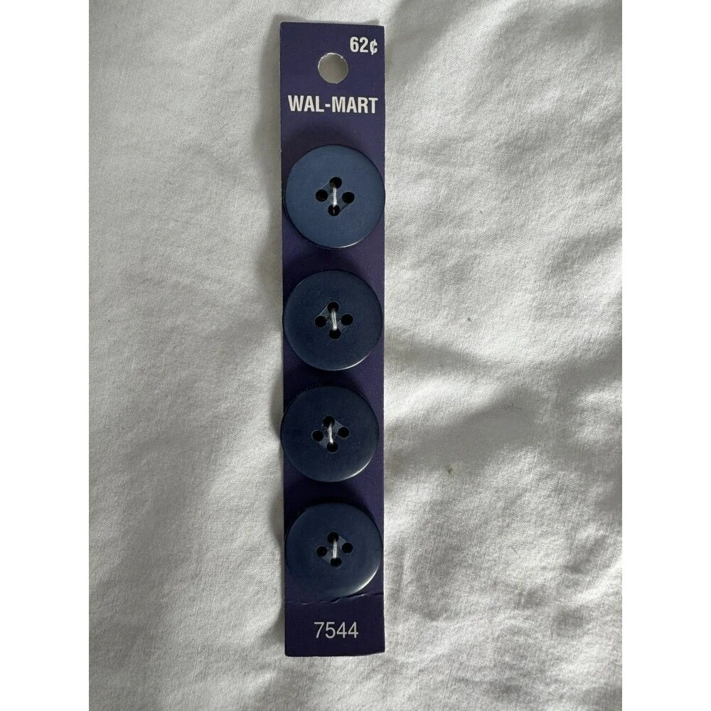 Le Bouton mixed lot